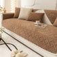 🛋️ 50% de réduction! 🧵 Housse de Canapé en Polaire Antidérapante – Confort Douillet, Lavable & Protection Parfaite 🏠