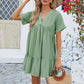 Robe Courte Plissée à Col en V Ample à La Mode